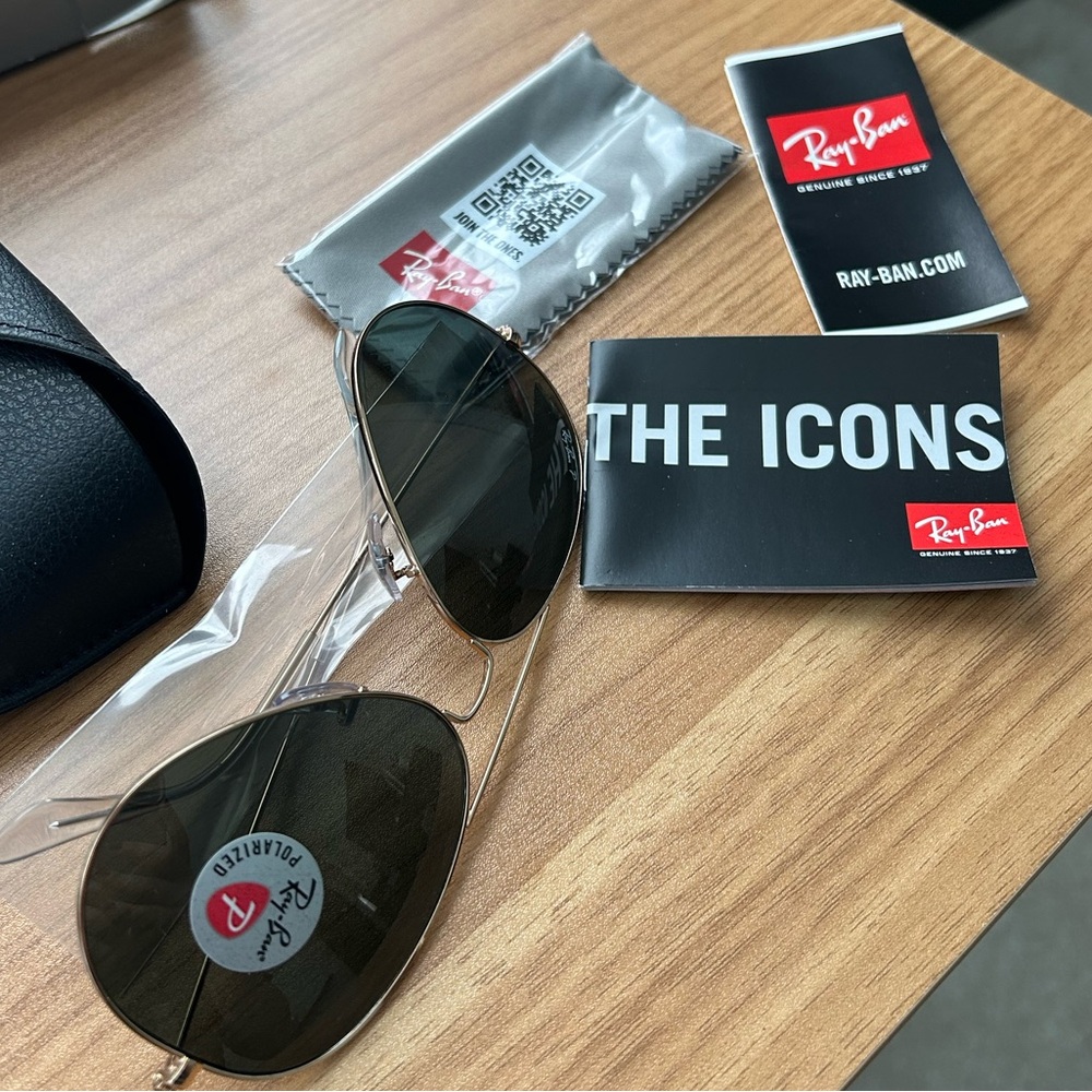 Ray-Ban Aviator Large Metal Frame Sunglasses Green Polarized Shades
